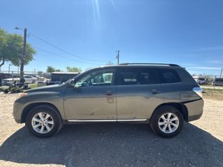 2012 Toyota Highlander Base V6 - Exterior Side Driver Image